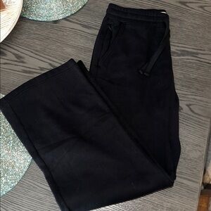 Hollister Men’s Black SweatPants - NWOT Large